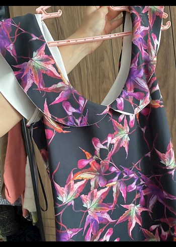 Mor V Yaka Fırfırlı Uzun Abiye Elbise - Görsel 2