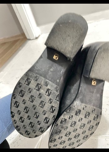 Siyah Nakışlı  Bot inci - Görsel 3