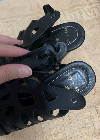 Tokalı Siyah Platform Topuklu Gotik Kadın Ayakkabı - Görsel 4