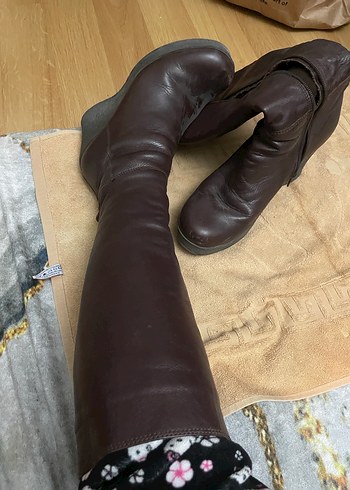 Kahverengi Deri Kadın Dolgu Topuklu Diz Boyu Bot - Görsel 2