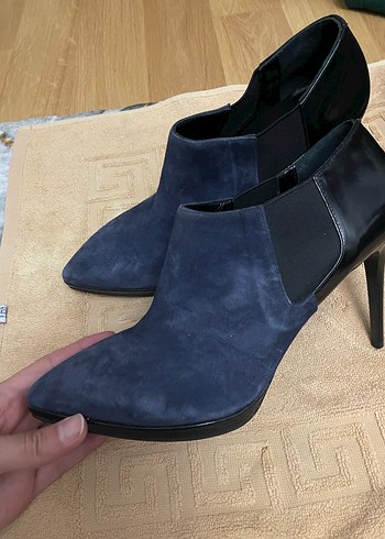 Kadın Mavi Süet Dolgu Topuklu Bot - Görsel 3