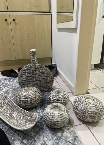 Ikea Gri Ve Beyaz Seramik Vazo Seti