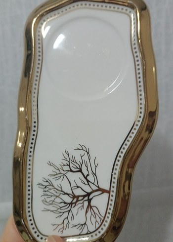 Altın Detaylı Beyaz Kahve Fincanı ve Tabağı - Görsel 4