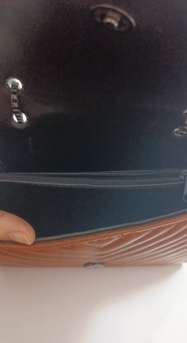 Zincir Detaylı Kahverengi Deri Yılan Desenli Çanta - Görsel 3