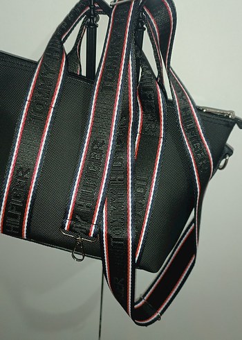 Tommy Hilfiger Siyah Fermuarlı Kadın Çanta - Görsel 4