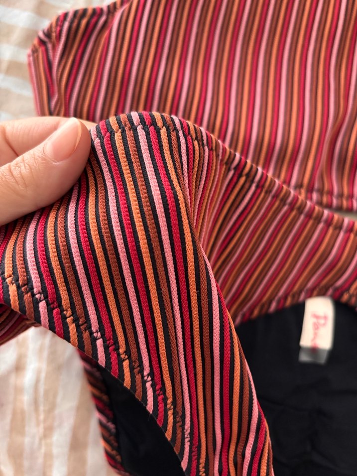 Kırmızı Çizgili Kadın Bikini Takımı - Görsel 4