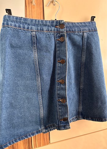 Düğmeli Mavi Midi Denim Etek - Görsel 3