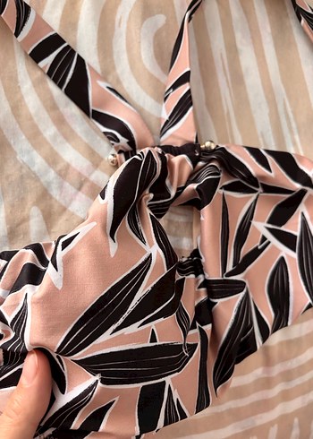 Bej Desenli Tokalı Kadın Bikini Üstü - Görsel 3