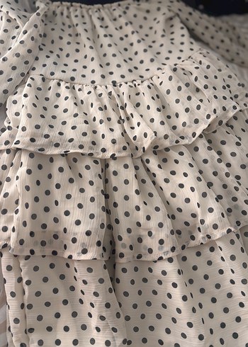 Beyaz Puantiyeli, Fırfırlı, kısa elbise - Görsel 3