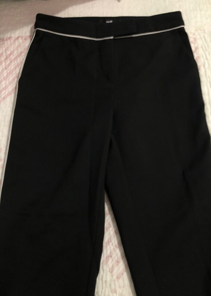 beyaz çizgi detaylı pantolon - Görsel 2