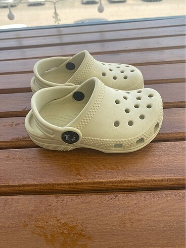 Crocs terlik