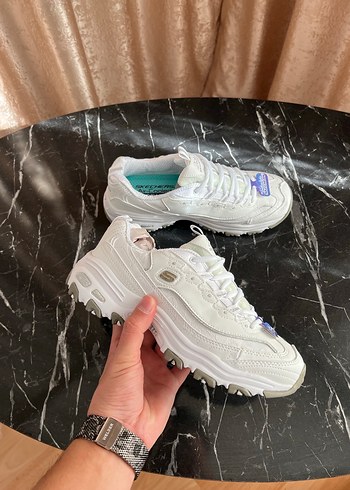 39 Beden Skechers dlites white strike