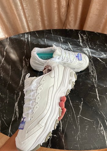 39 Beden beyaz Renk Skechers dlites white strike