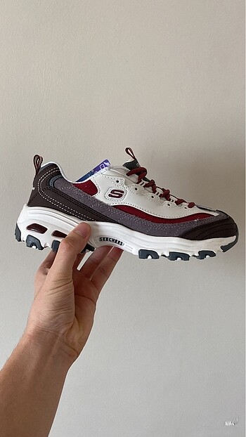 Skechers New Balance Burgundy Cloth
