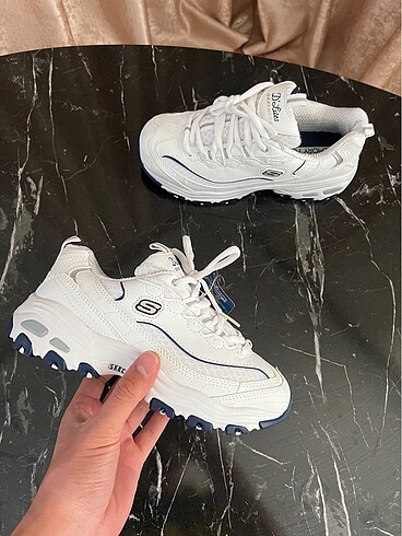 Skechers dlites white navy