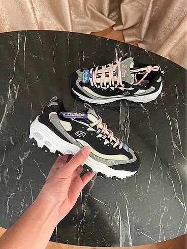 Skechers dlites cool chance