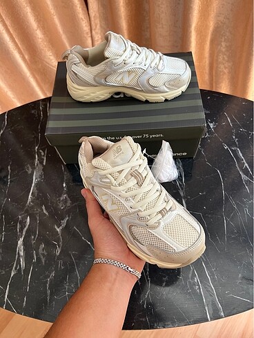 40 Beden New balance 530 cream