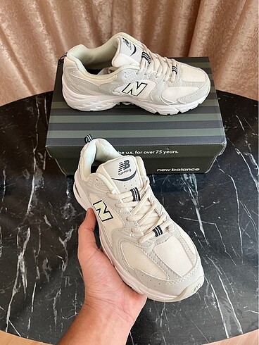 40 Beden ten rengi Renk New balance 530 cream