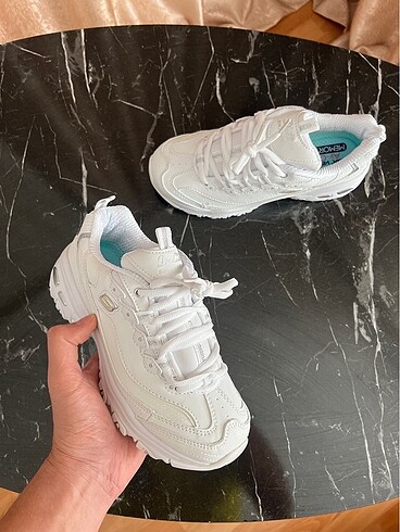 Skechers Tripple white