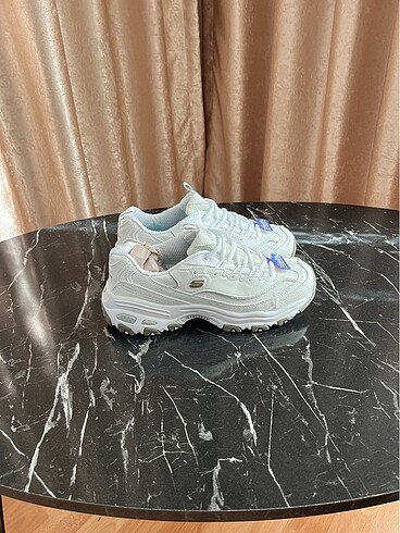 White strike