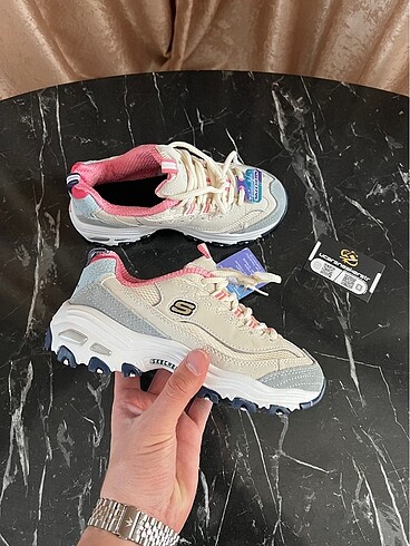 Skechers Rainbow bowl