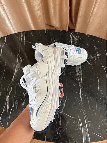 39 Beden White navy
