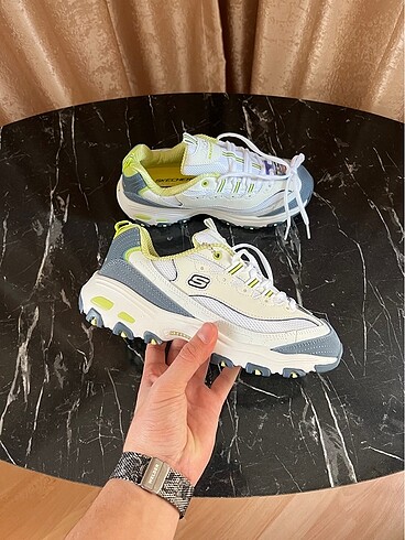 Skechers Marathon running
