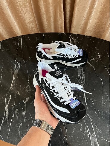 37 Beden Black white