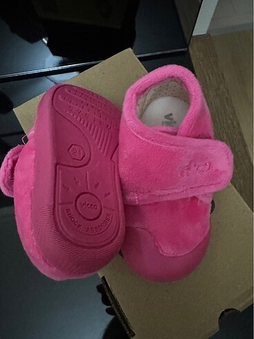 21 Beden pembe Renk VİCCO Marka kız çocuk panduf