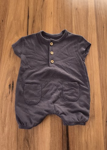 Düğmeli Kısa Kollu Bebek Tulum - Görsel 3