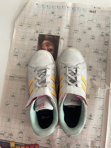 Adidas Disney özel seri kız spor ayakkabısı - Görsel 3