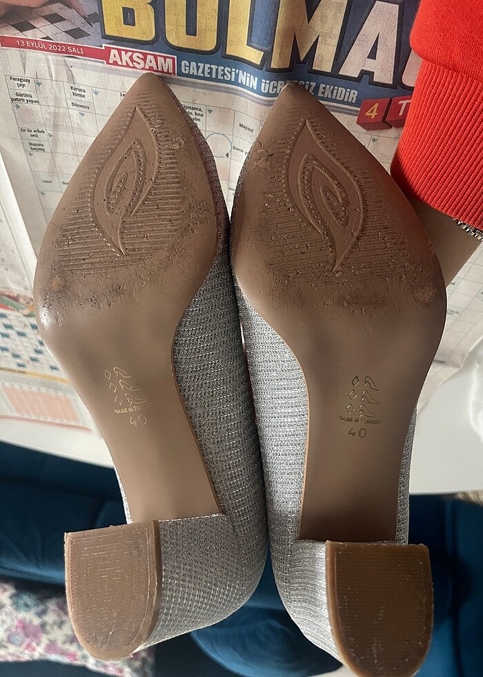 Gümüş kalın topuklu ayakkabı - Görsel 3