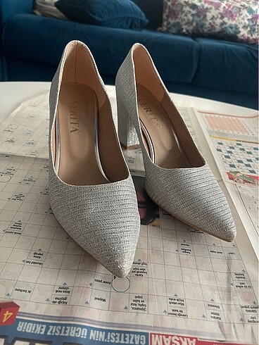Gümüş çanta ayakkabı abiye takım - Görsel 3