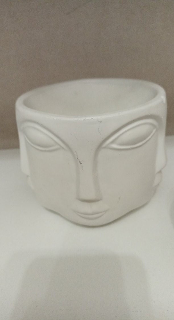 Beyaz Yüz Figürlü Vazo - Görsel 4