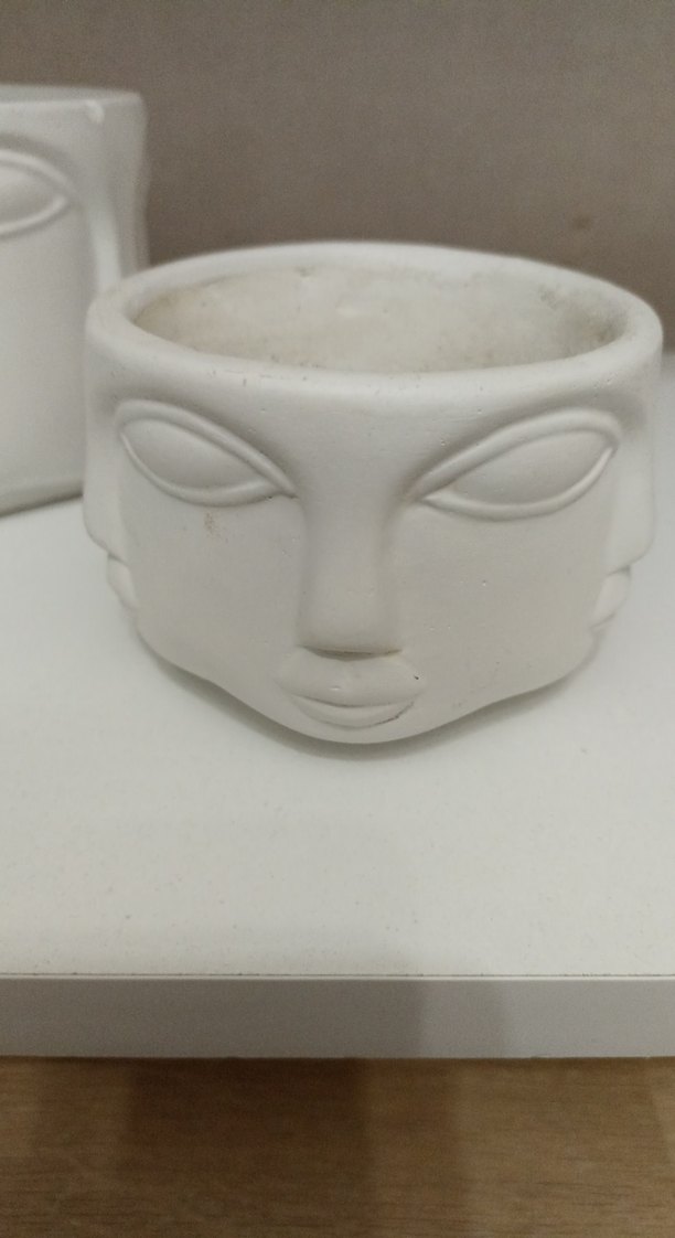 Beyaz Yüz Figürlü Vazo - Görsel 5