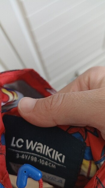 4 Yaş Beden kırmızı Renk Çocuk spidermanlı kapşonlu yazlık ceket