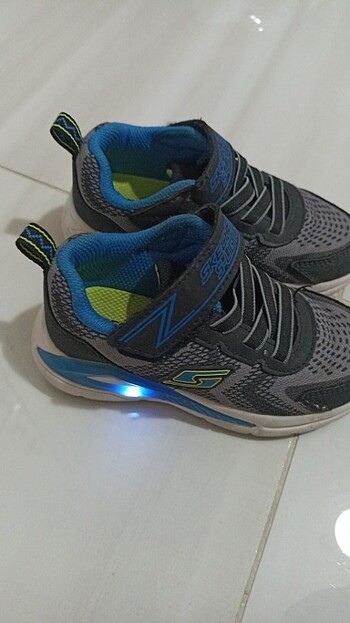 Skechers Erkek ışıkli spor ayakkabı 