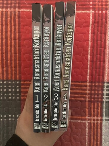  Beden Komi Konuşmaktan Korkuyor 1-4. Ciltler SET