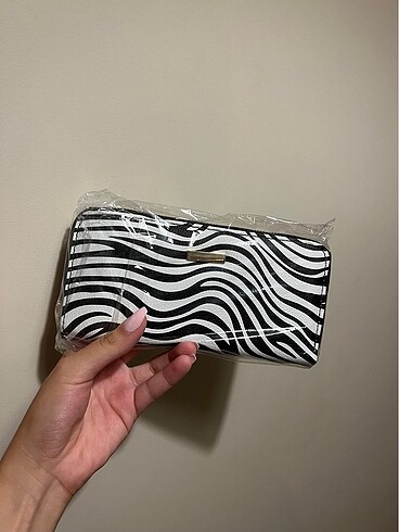 Zebra desenli cüzdan