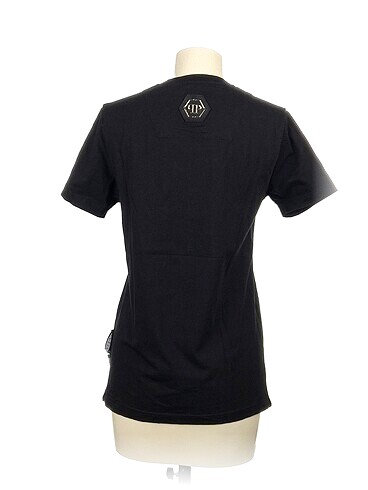 m Beden PreLoved T-shirt %70 İndirimli.