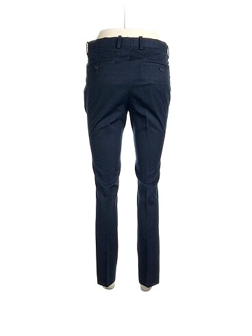 28 Beden H&M Kumaş Pantolon %70 İndirimli.