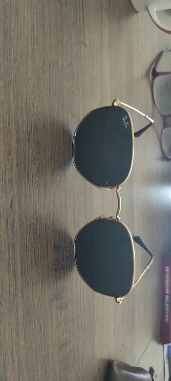 Ray Ban Güneş gözlüğü 