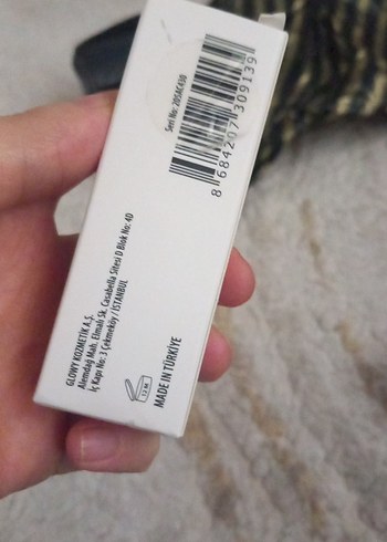 Glowy Tonlu Aydınlatıcı Göz Kremi SPF30 - Görsel 2