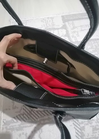 Fermuarlı Siyah Deri Kadın Çantası - Görsel 4