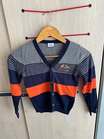 Erkek çocuk hırka ve sweatshırt