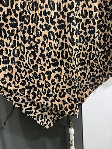 Diğer XL BEDEN LEOPAR DESENLİ TUNİK BLUZ