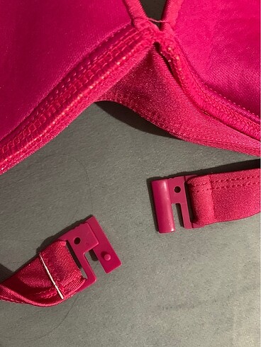 F&F F&F yurtdışı 44 beden fuşya bikini üstü