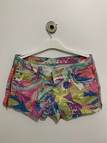 Mavi Jeans 27 beden desenli mini şort