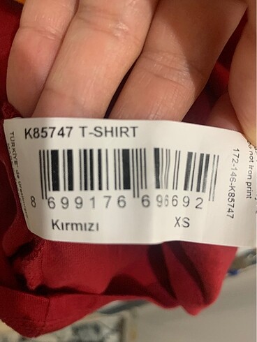 xs Beden kırmızı Renk Galatasaray Xs beden kapri kol bluz