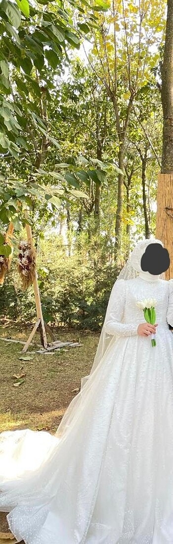Tasarımcı inci işlemeli gelinlik